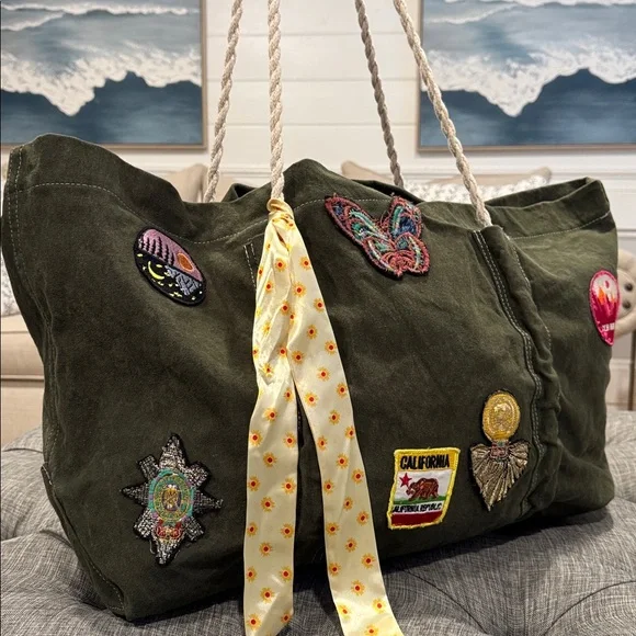 Free People Been There Badge Green Oversized Large Weekender Travel Tote - Picture 3 of 17